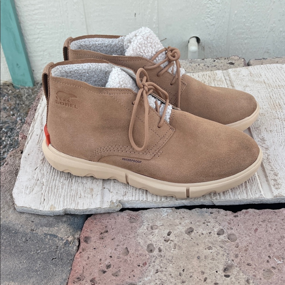 Sorel Explorer Next Drift Winter Shoe  Tan Waterproof Lace-Up Round 10
